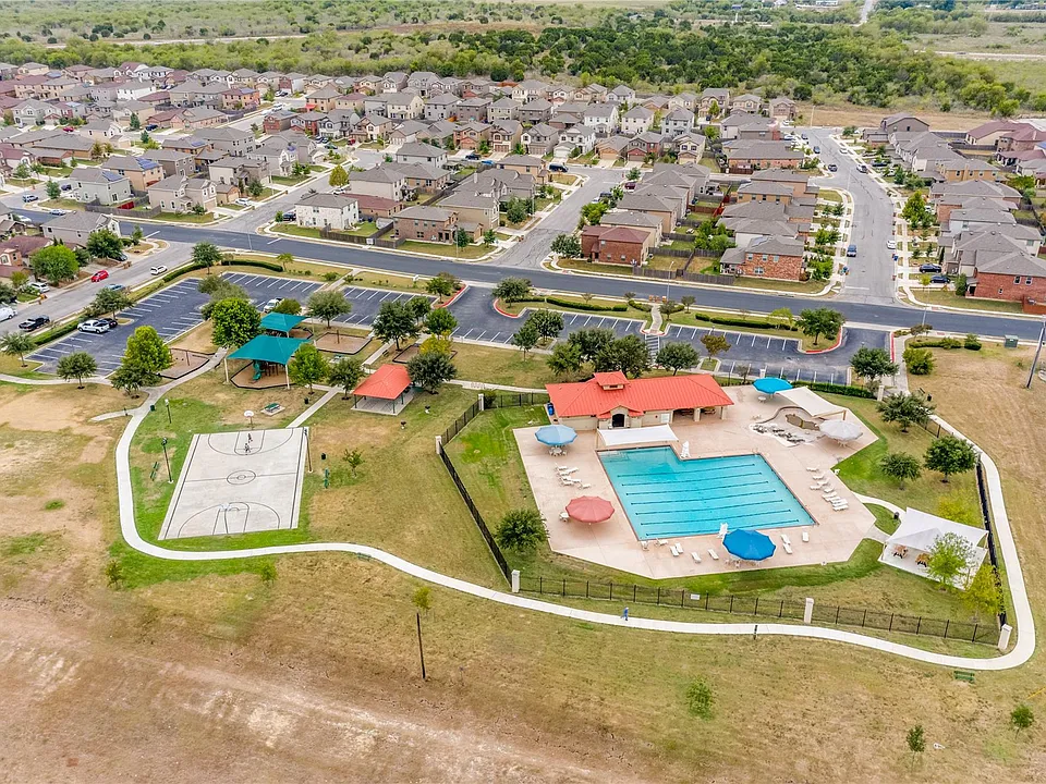 6521 Quinton Dr