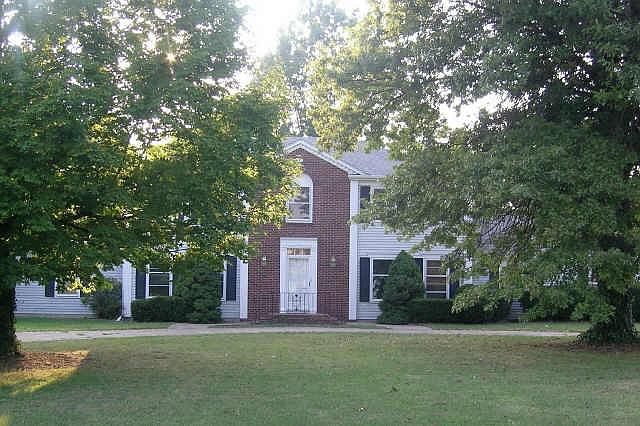 1st image of 709 E Northwood Dr