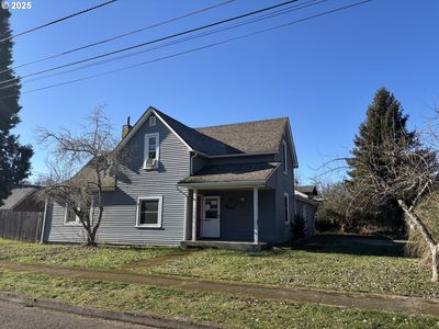 243 N G St, Cottage Grove, OR, 97424