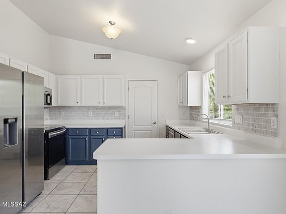 4th image of 2652 W Mystic Mountain Dr