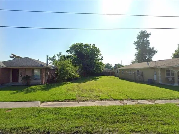7515 Poitevent St, New Orleans, LA 70127