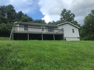 1327 Chestnut St, South Charleston, WV 25309