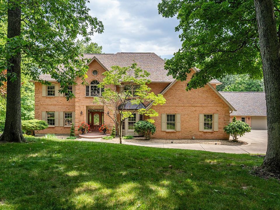 1st image of 10925 Mockernut Dr