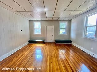 16 Parker St, Springfield, MA 01151