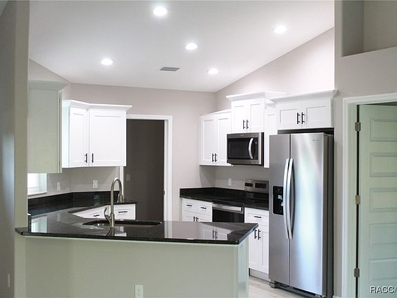 5th image of 6264 N Bedstrow Blvd
