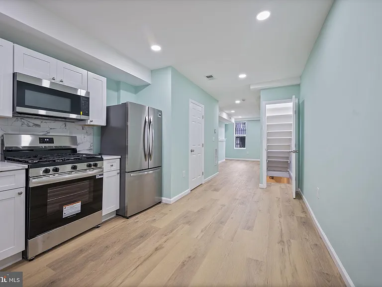 1316 McHenry St — Photo 10