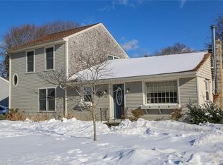24 Overlook Rd, Narragansett, RI 02882
