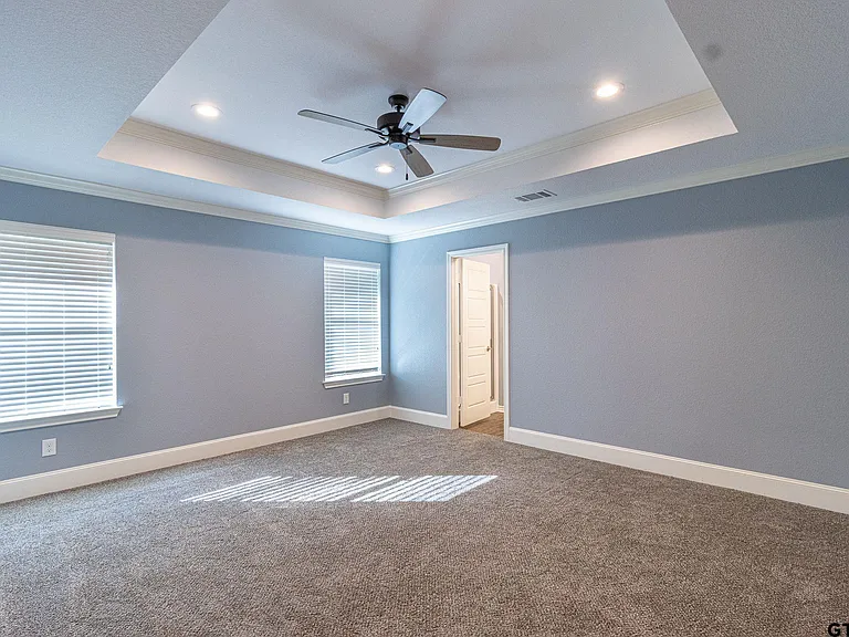 19842 N Meadow West Ln — Photo 27