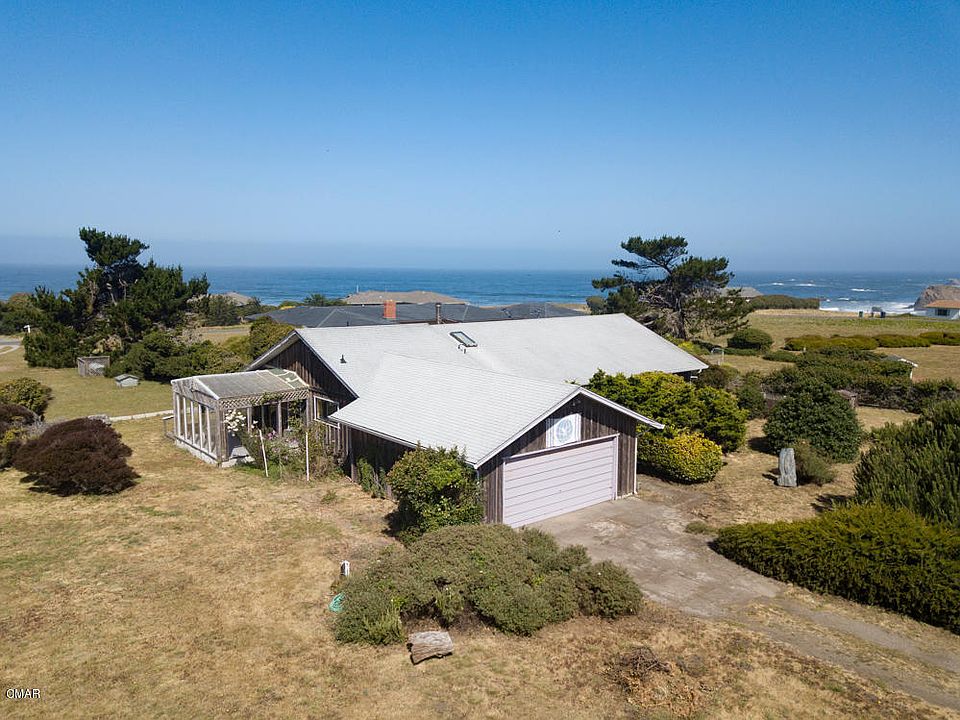 1st image of 32961 Ocean Meadows Cir