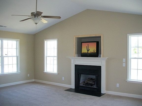 5th image of 113 Trinity Cir