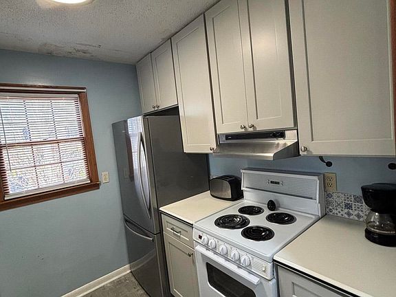 5th image of 1088 Hyco Hills Rd