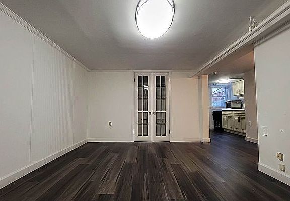 2nd image of 22-18 27th St #L