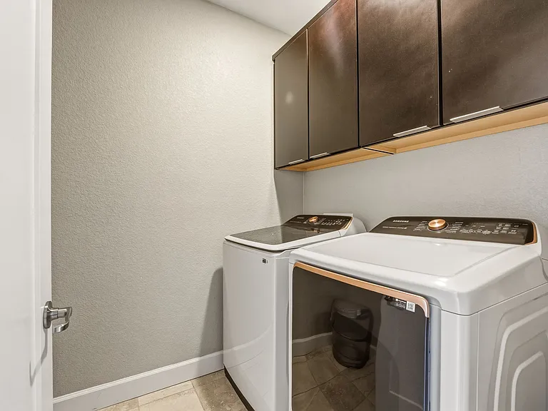 815 Blue Opal Dr — Photo 15