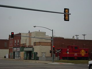 2nd image of 404 Neosho St
