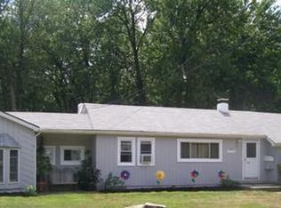 8710 Blossom Dr, Mentor, OH 44060