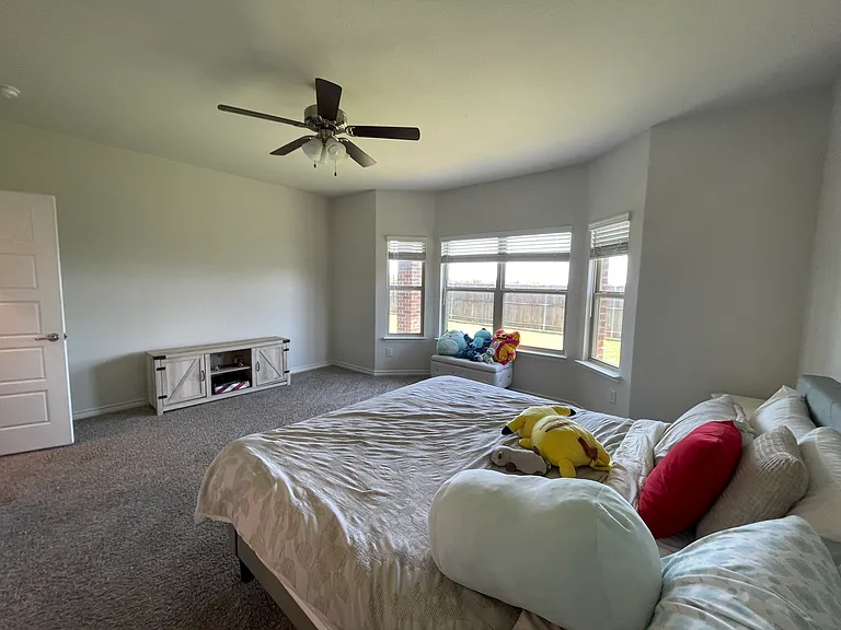 564 Declaration Way — Photo 11