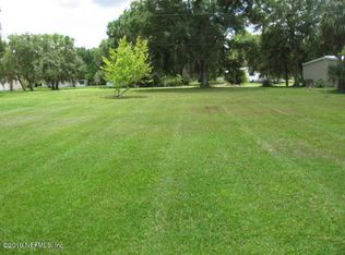 121 Hayes Ave, Crescent City, FL 32112