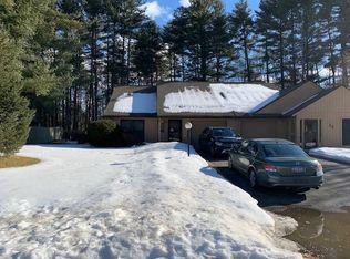 24 Queen Ann Ct, Queensbury, NY 12804