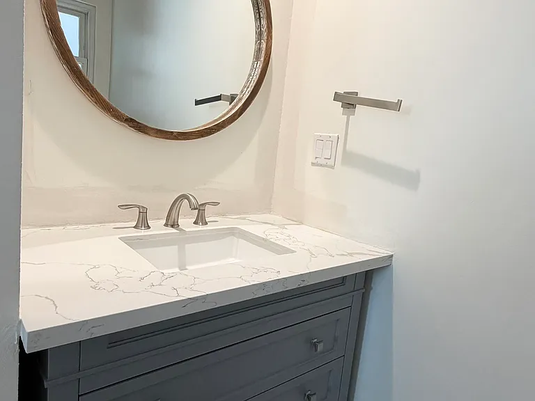 3695 Sanford St — Photo 55
