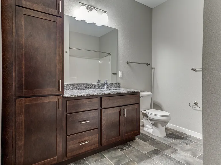Apple Villa Apartments II — Photo 46