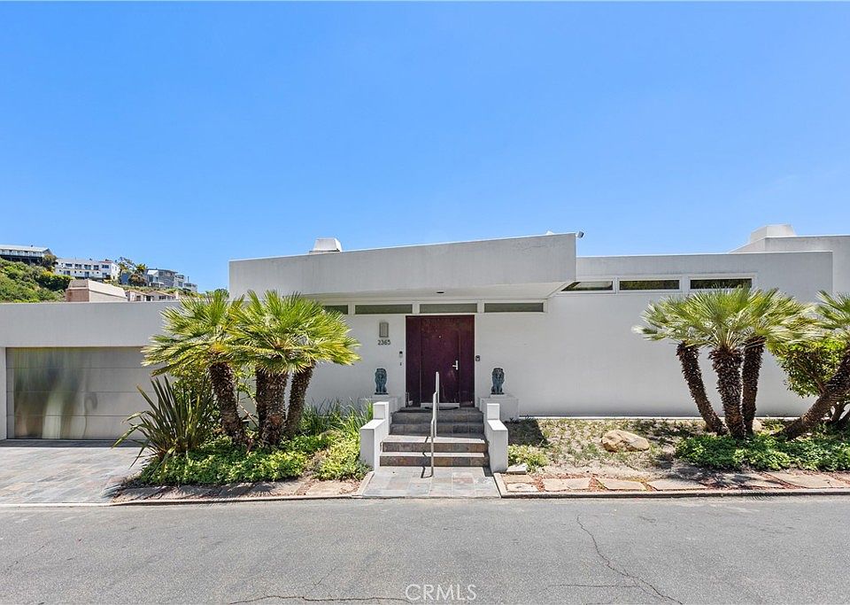 1st image of 2365 Hillview Dr