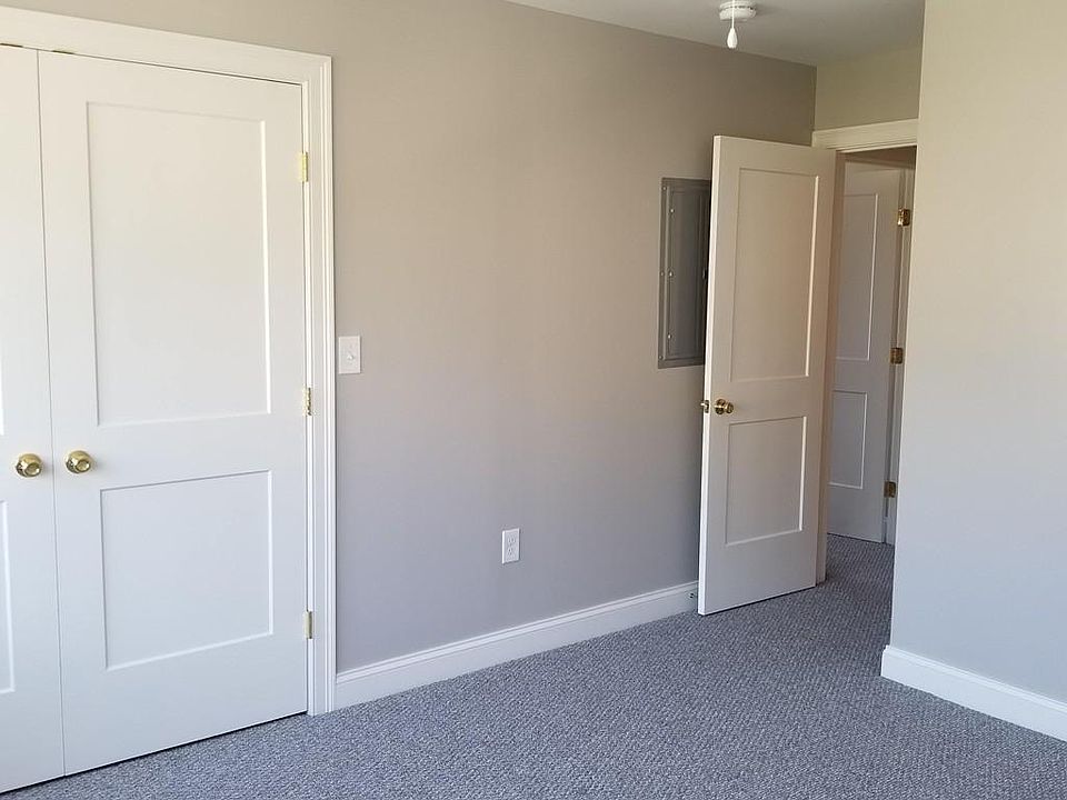 2nd image of 500 Washington St Ste 2