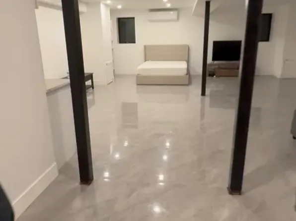 357 Hamilton Ave #L, Hewlett, NY 11557