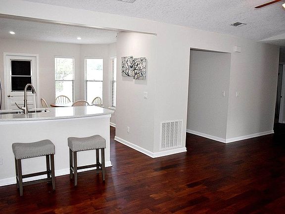 Dining Room/Living Room