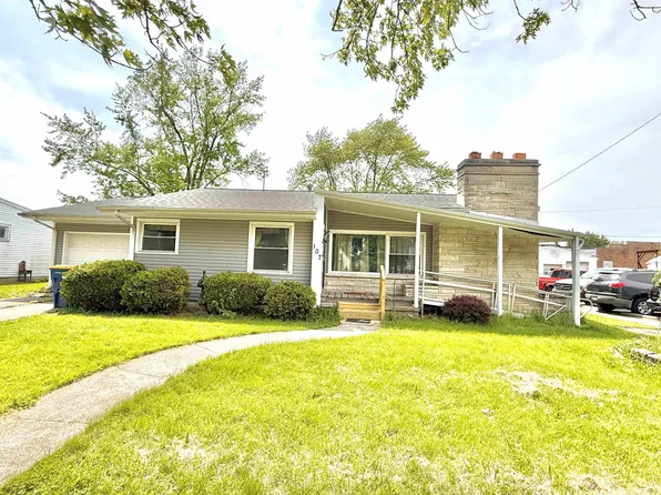 107 N Madison St, Converse, IN 46919
