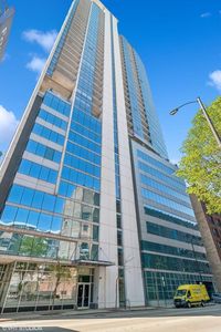 303 W Ohio St #2301, Chicago, IL, 60610