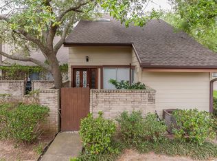 12525 Newbrook Dr, Houston, TX 77072