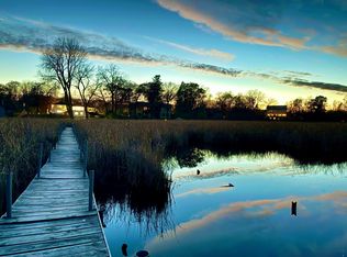 19860 Cottagewood Rd, Excelsior, MN 55331