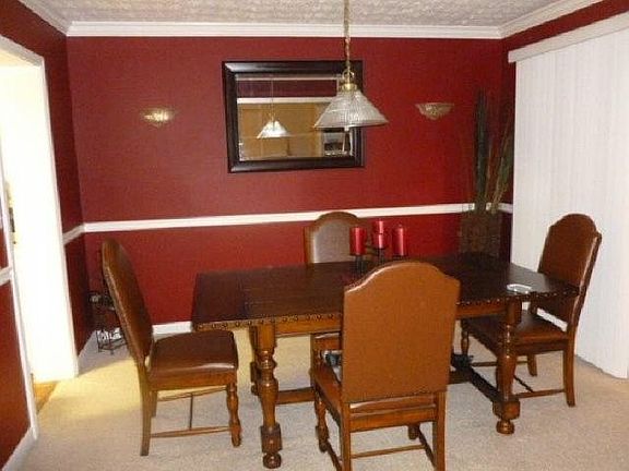 4th image of 2624 Meadowlawn Dr SE