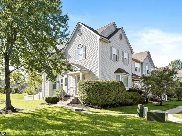 17 Tasley Ct, Robbinsville Twp., NJ 08691