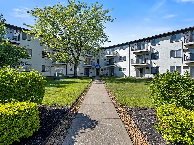 Serenity Manor Indianapolis — Photo 27