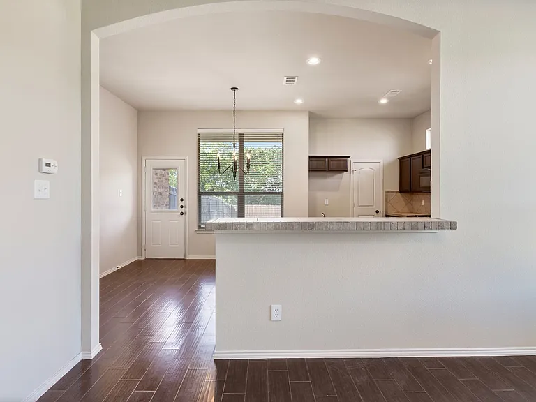 339 Orbit Dr — Photo 6