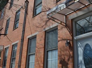 1221 Green St, Philadelphia, PA 19123