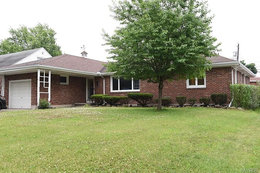 1st image of 347 Traverse Blvd