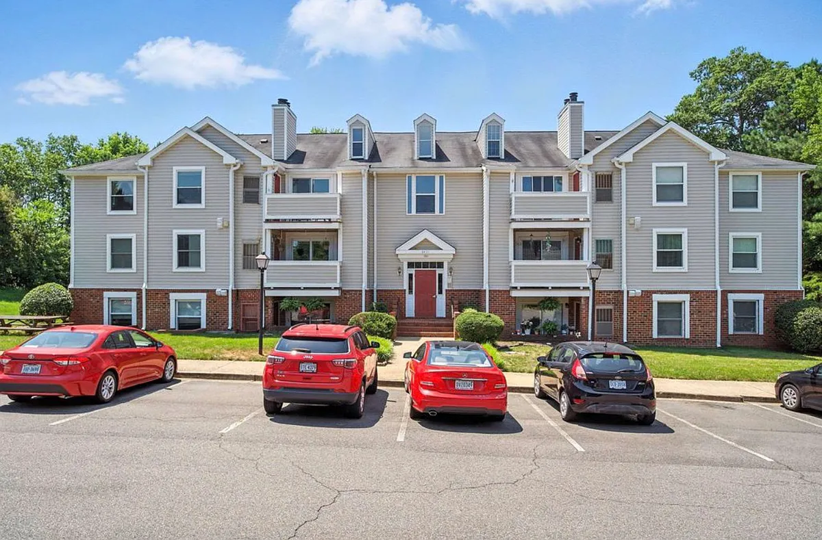 Building Photo - 2431 Stem Bridge Ct #1