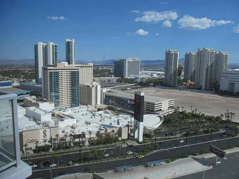 200 W Sahara Ave #2605 — Photo 16