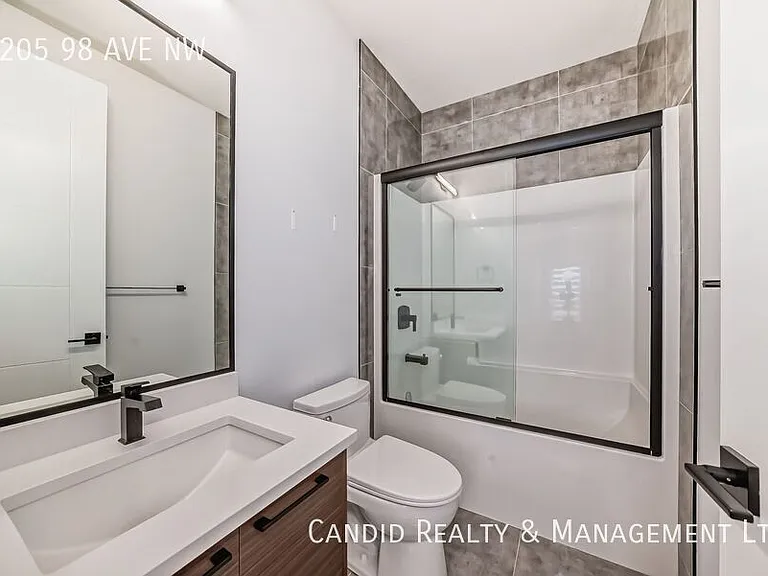 8205 98th Ave NW — Photo 31