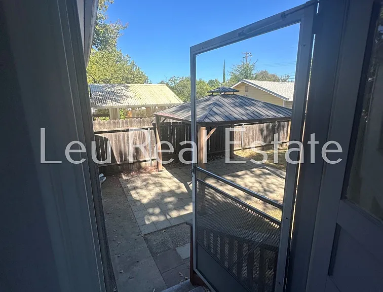 709 Alta Vista Ave — Photo 22