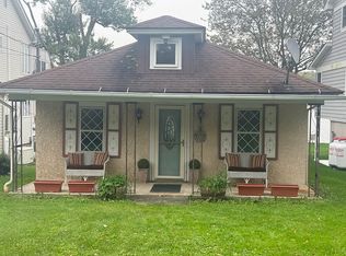 148 Sunset Ave, Greenfield Township, PA 18407