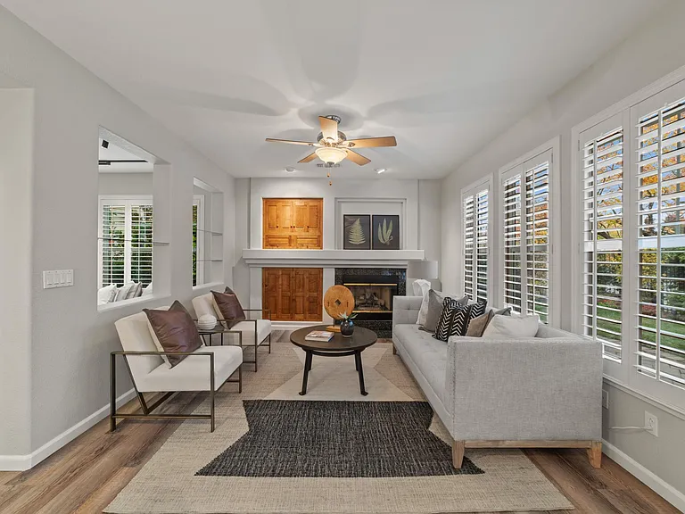 9837 Villa Francisco Ln — Photo 13