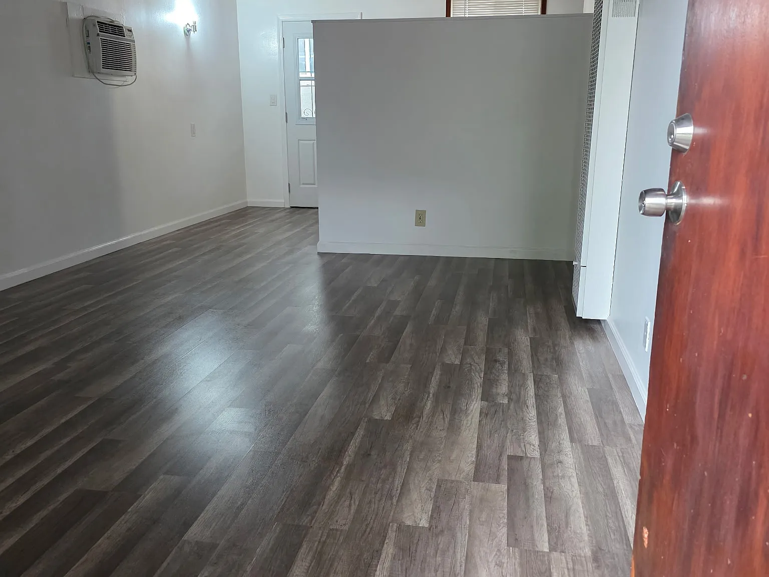 1 bed, 650 sqft, $1,900 — Photo 4