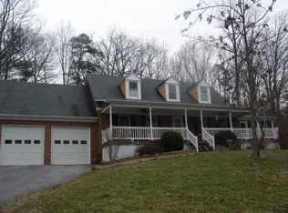 822 Clearview Rd, Luray, VA 22835