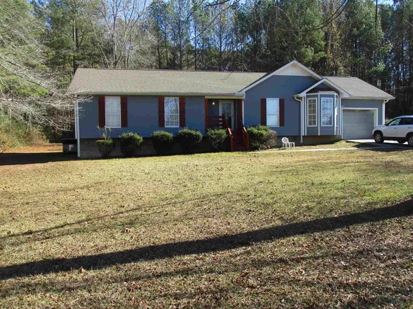485 Mountain Woods Lake Rd, Warrior, AL 35180