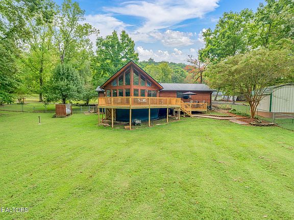 5th image of 124 Beard Ln