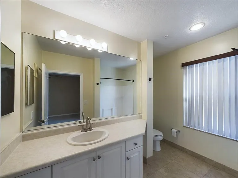 5020 Fairways Cir #J205 — Photo 18