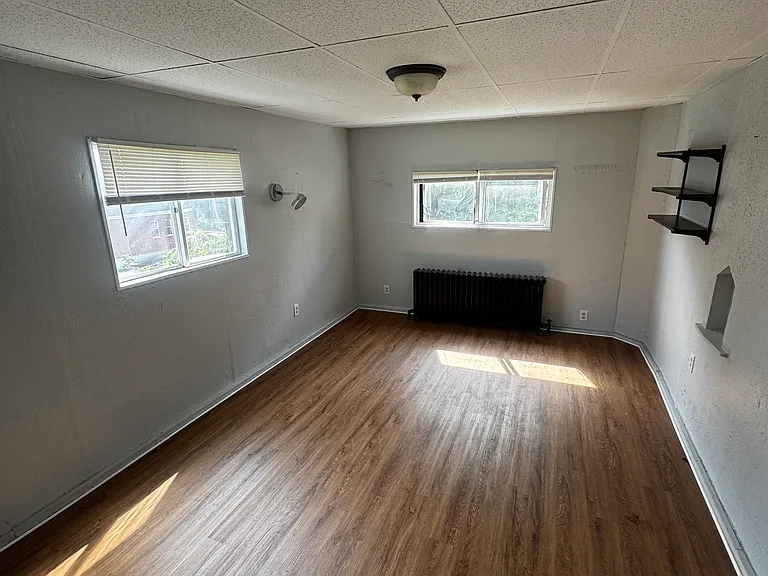129 Clover St #1 — Photo 5